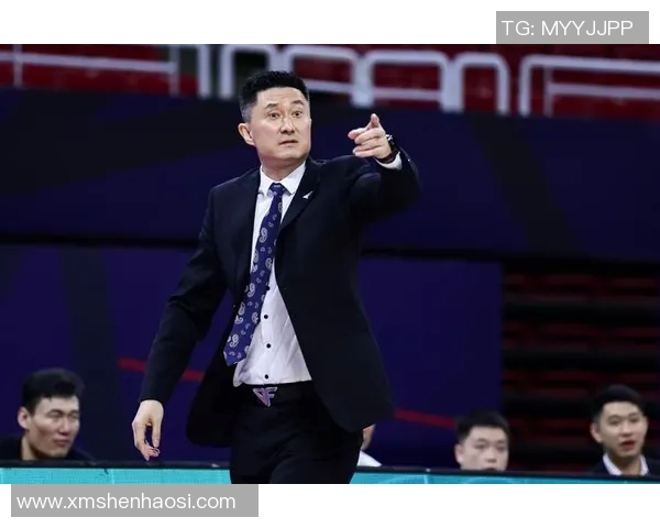 球员为核心的全新战术布局分析：打造个人与团队的完美融合